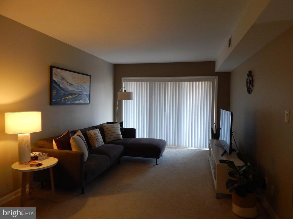 Primary Photo - 206 SKYHILL Rd