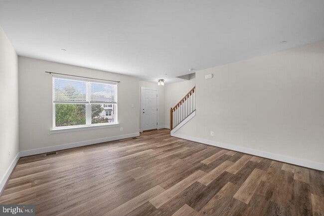 Building Photo - 5707 Lowell St