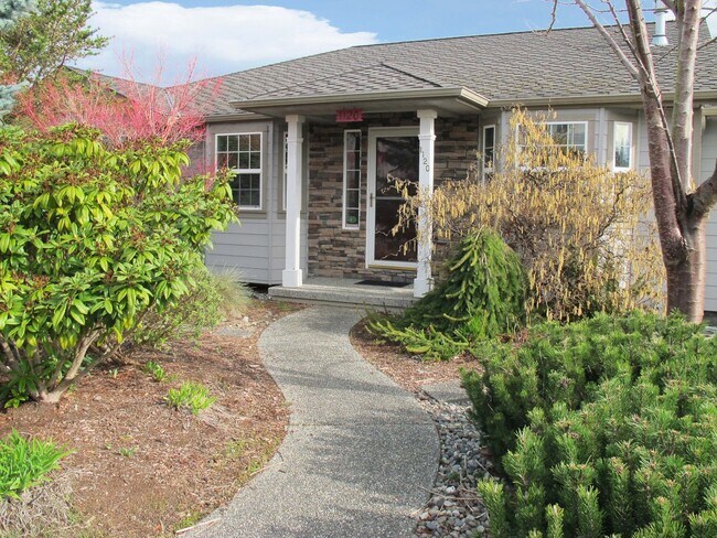 Foto del edificio - ***PENDING APPLICATION***4BD/3BA Home with...