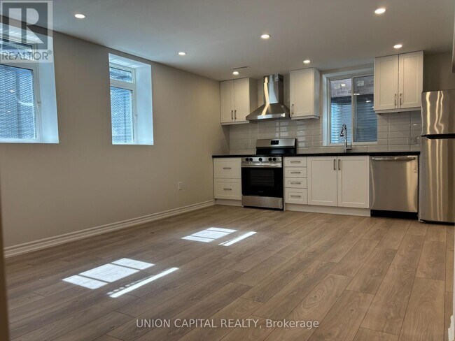 Building Photo - 65 Stormont Trail