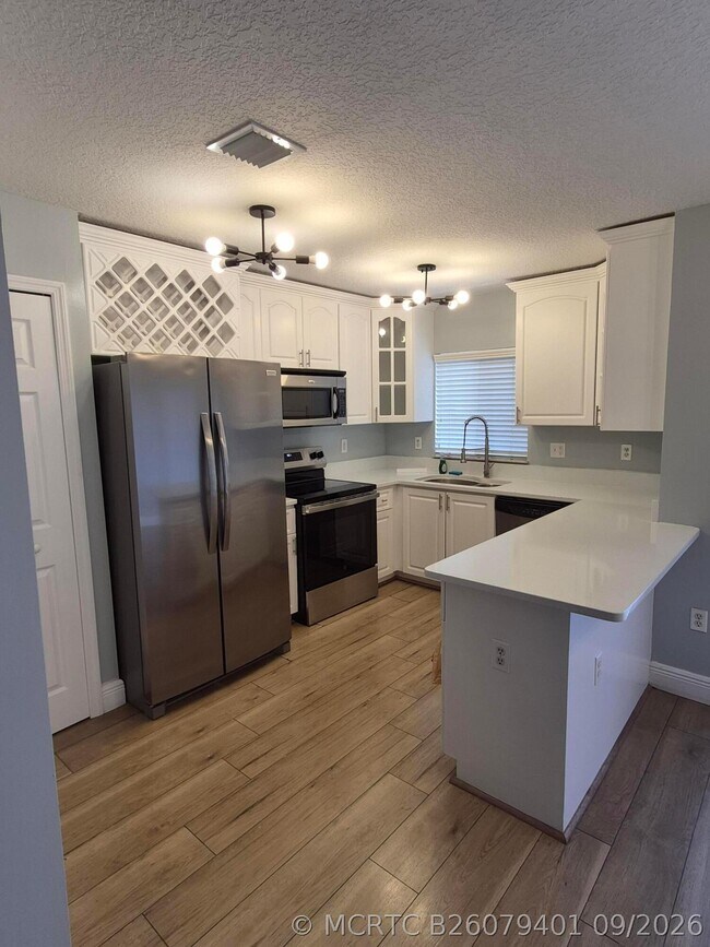 Foto del edificio - 5837 Tyler St