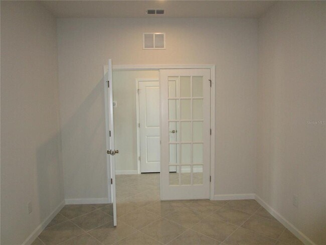 Building Photo - 29375 Rosemallow Rd