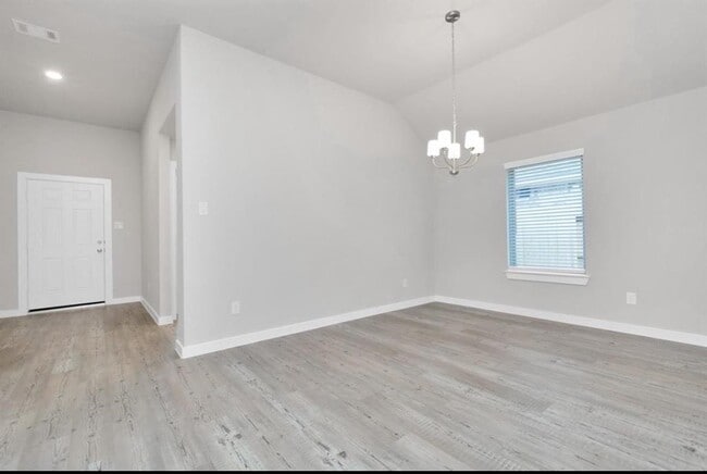 Building Photo - 2627 Border Cv Cir