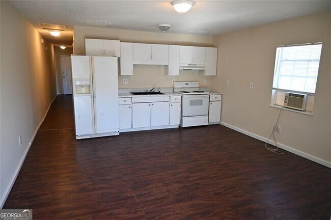 Foto del edificio - 6327 Cooper St