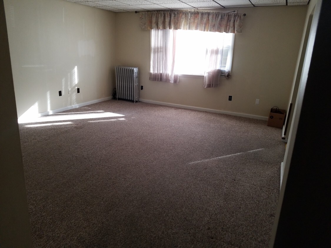 Primary Photo - 507 May St