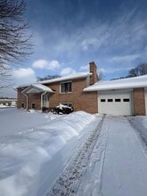 Building Photo - 74 Briarcliff Ave