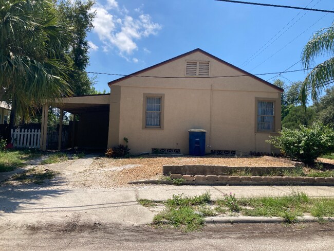 Foto del edificio - 1215 N Garden Ave