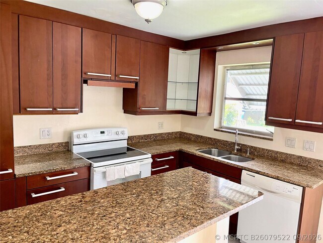 Building Photo - 1411 NW 79th Way