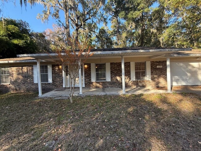 Photo - Comfortable SW Gainesville Home with Large Yard
