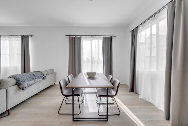 Foto del edificio - 2027 Bluestone Cir