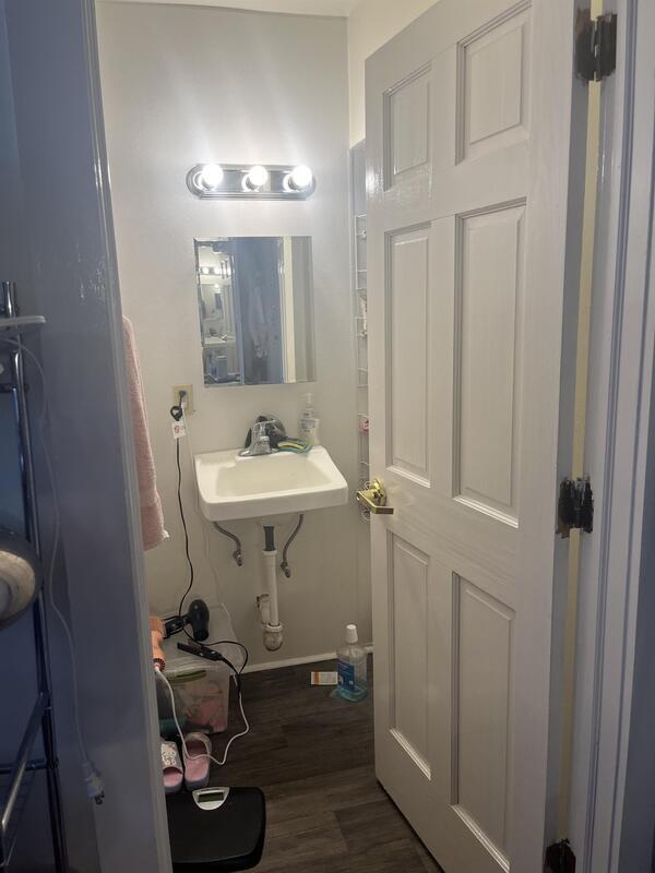 Foto del edificio - 240 W Lakelawn Pl