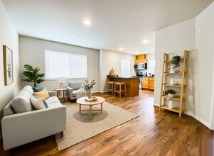 Interior Photo - Quiet Meadows