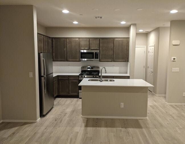 Kitchen - 663 Sleeping City Ave