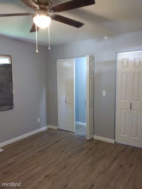 Building Photo - 3 br, 1 bath House - 122 Springbrook Dr