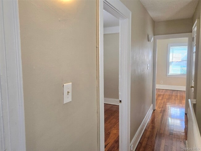 Building Photo - 118-38 219th St