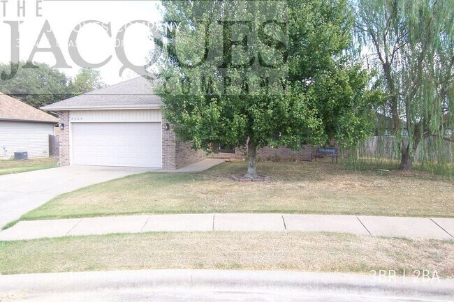 Foto del edificio - 3904 N Grassland Dr