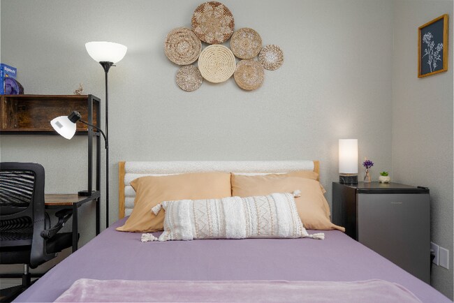 Foto del edificio - 4760 Sandalwood Way