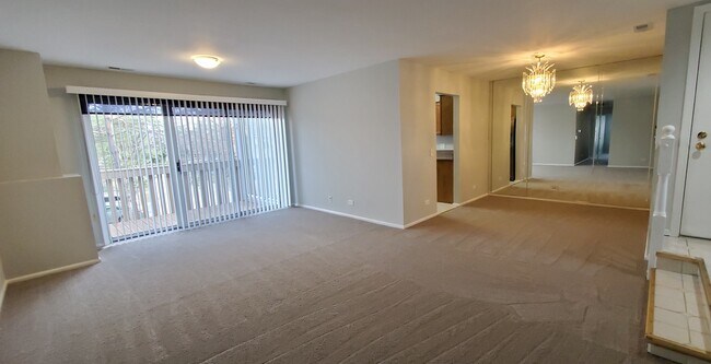 Foto del edificio - 1406 Clairmont Ct