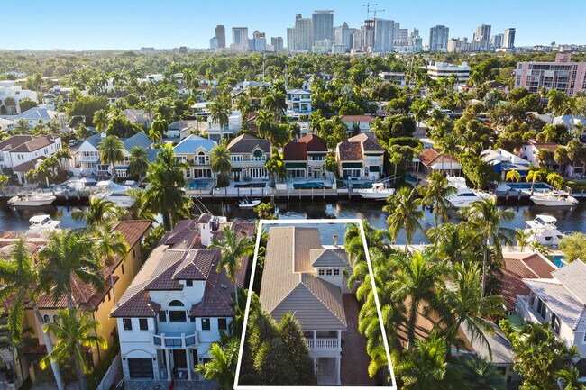 Foto del edificio - 413 Coconut Isle Dr