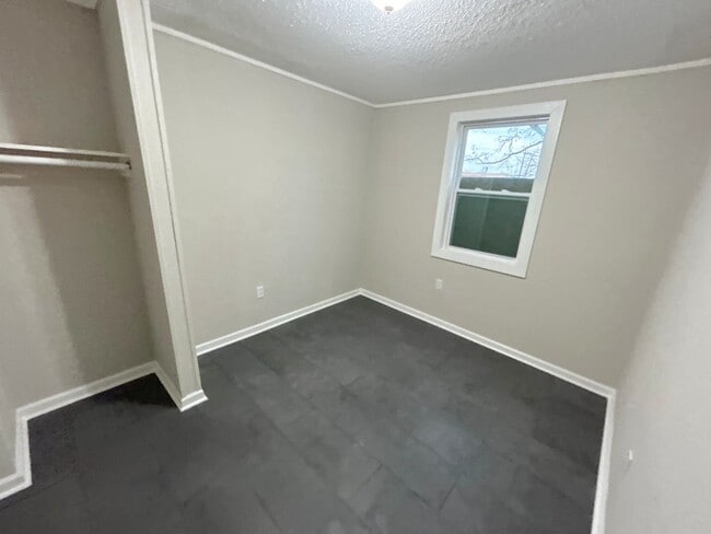 Building Photo - 2971 Forrest Ave