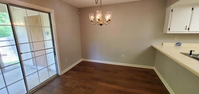 Building Photo - 3717 Deer Forest Dr