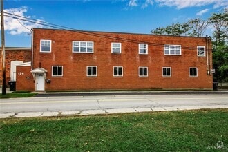 Building Photo - 126 E Niagara St