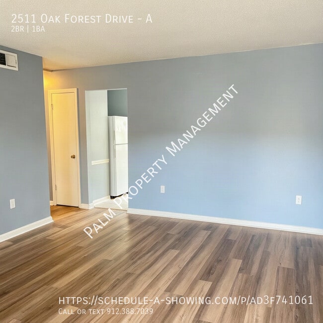Building Photo - 2511 Oak Forest Dr
