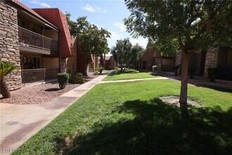 Building Photo - 5081 River Glen Dr