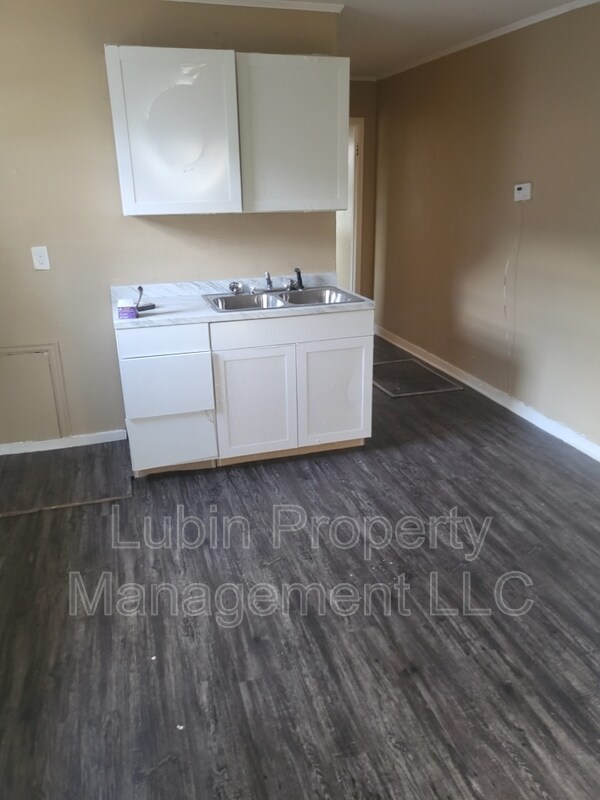 Foto del edificio - 2219 Clayton Ave