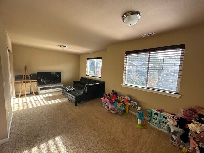 Building Photo - 1435 Farina Lp SE