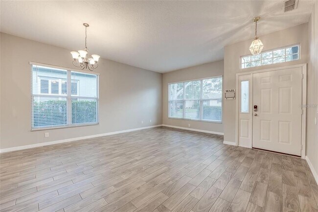 Foto del edificio - 1175 Chessington Cir