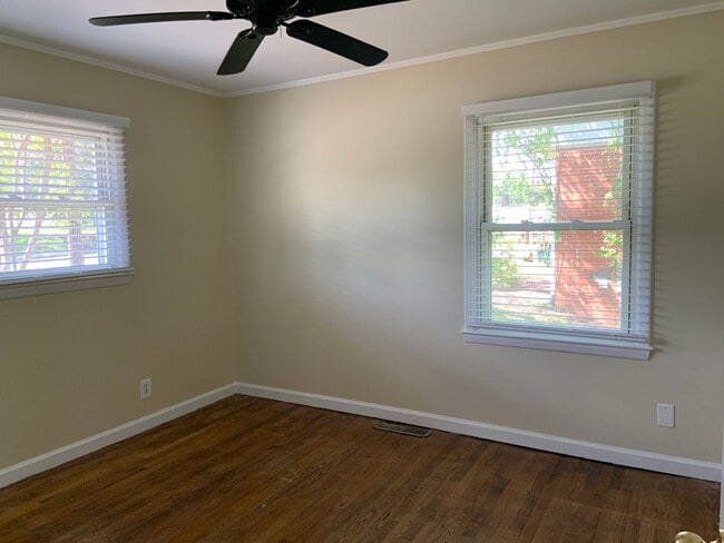 Foto del edificio - 2 BR Ranch with basement convenient to 29