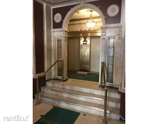 Building Photo - 1 br, 1 bath  - 122 Bowdoin St #42