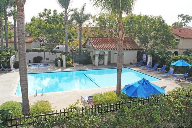 Foto del edificio - 7628 Palmilla Dr