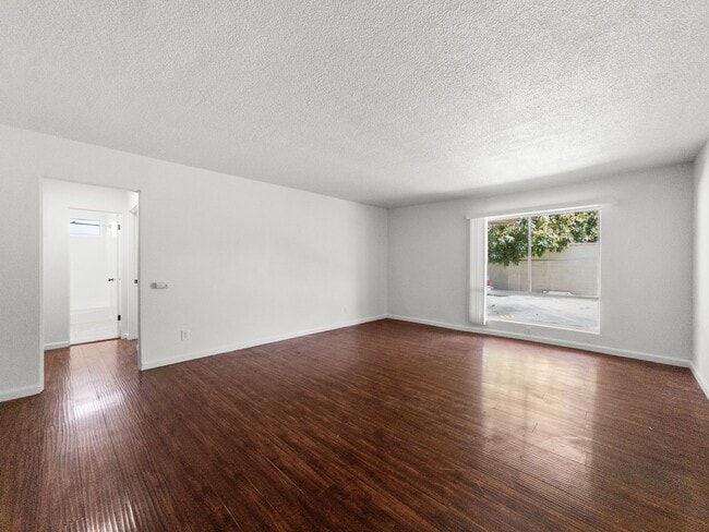 Building Photo - 4533 Pickford St