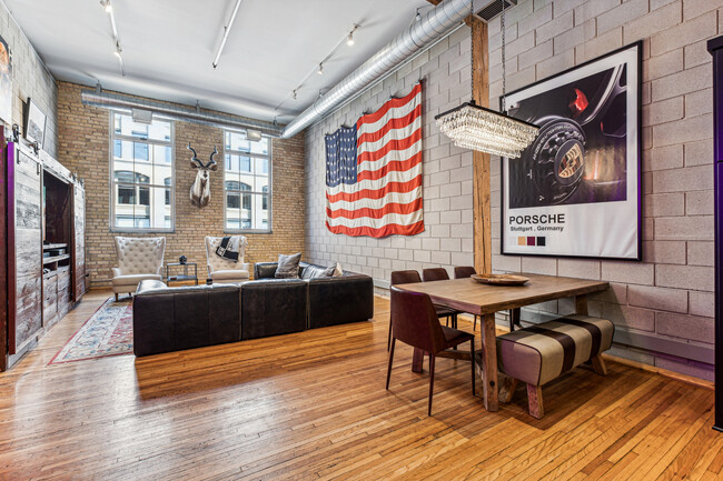 Ultimate Loft Living - 801 Washington Ave N