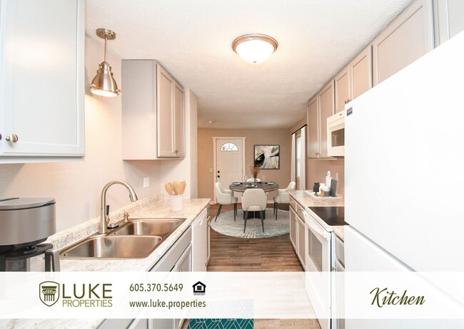 Foto del edificio - 1417 S Van Eps Ave