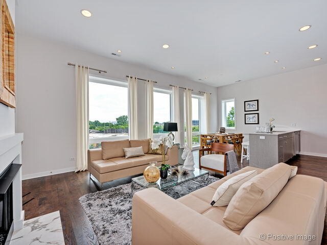 Foto del edificio - 6533 W Palmer St