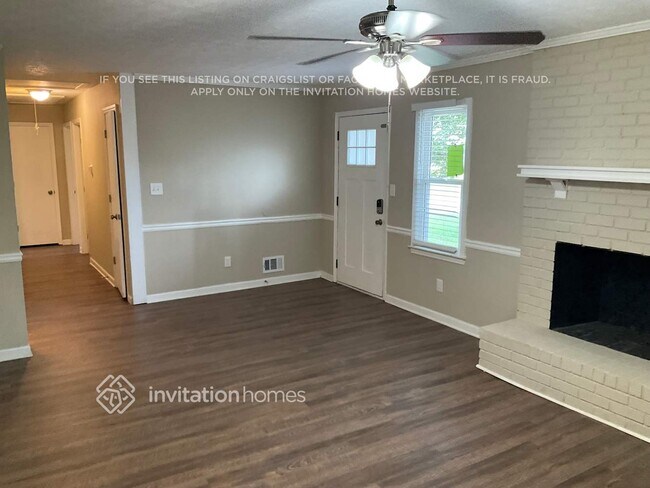 Foto del edificio - 2052 Marbut Ln