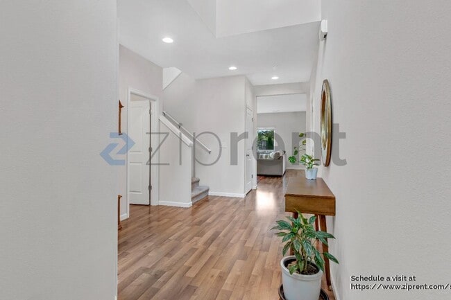 Foto del edificio - 2908 S White Salmon Dr