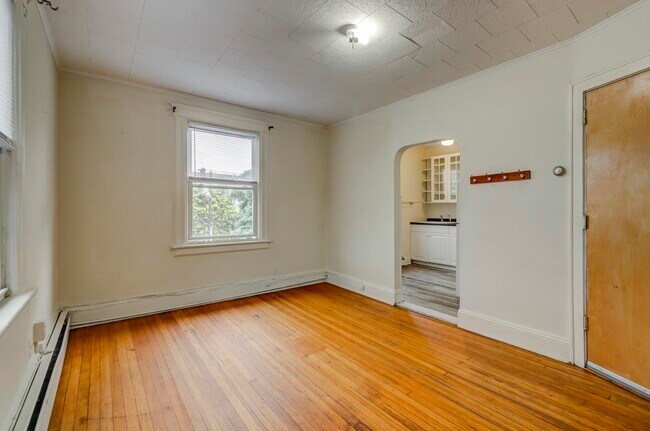 Building Photo - 788 Avenue A Ave