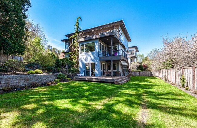 Foto del edificio - Laurelhurst Home