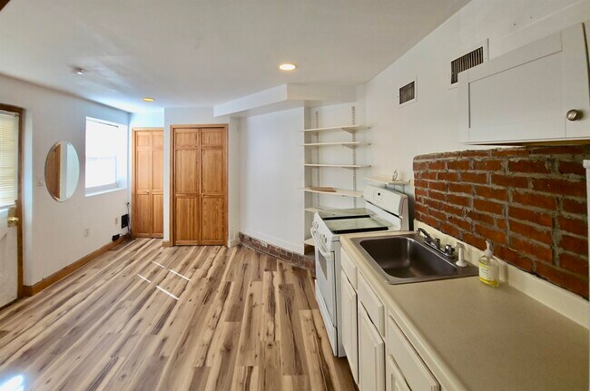 Foto del edificio - 11 Wright Ave