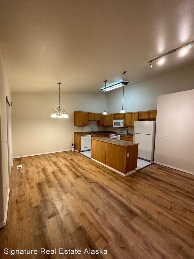Foto del edificio - 3 br, 2 bath House - 13748 Fire Creek Trai...