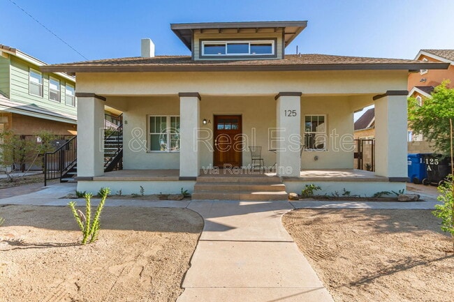 Building Photo - 125 N 11th Ave