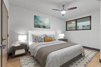 Building Photo - Station House | Near The Loop