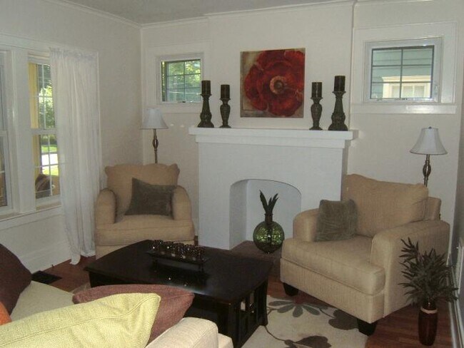 Foto del edificio - 3 bedroom in Syracuse NY 13224