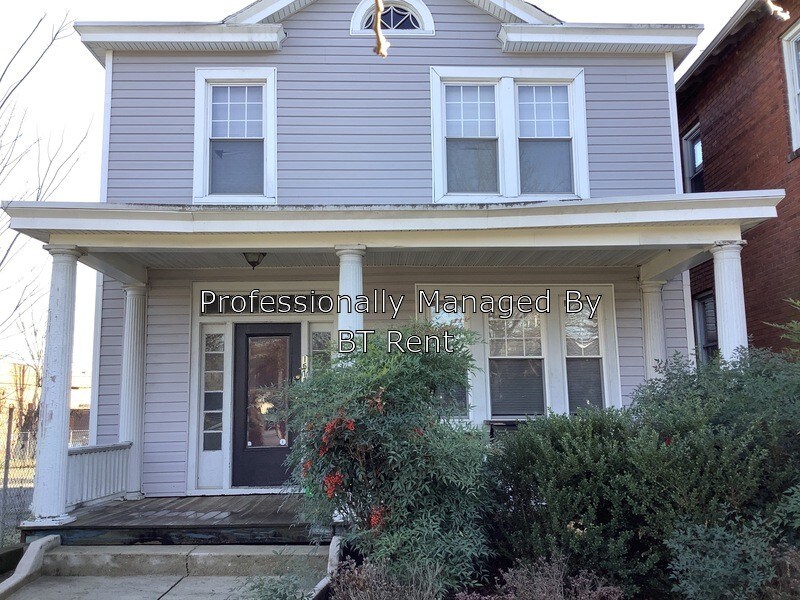 Primary Photo - 1512 Bainbridge St