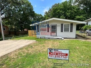 Building Photo - 3324 Tatum St