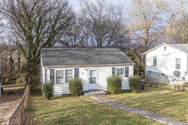 Foto del edificio - 3821 Selma Ave